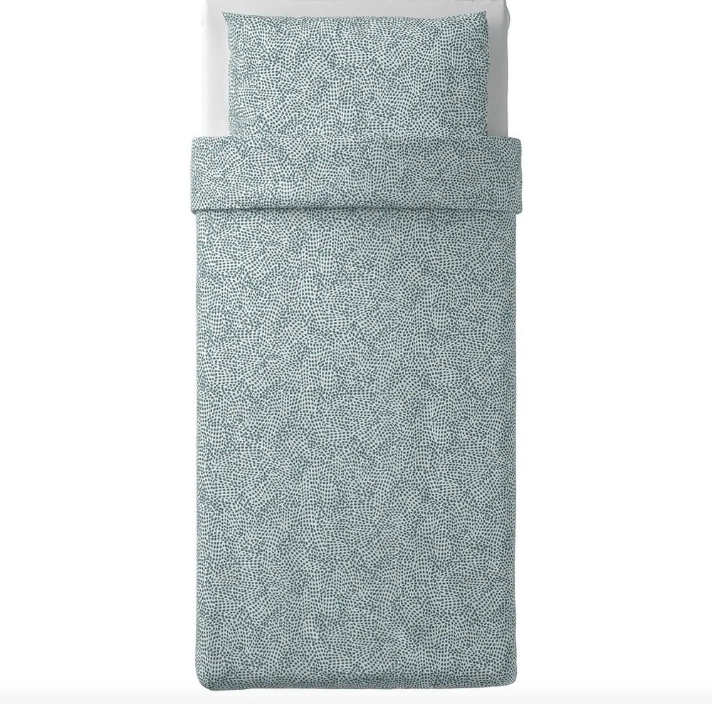 IKEA TRÄDKRASSULA Twin Duvet Cover in Blue and White - Picture 6 of 7